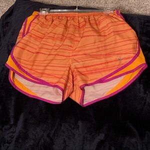 Nike running shorts size large dri-fit
